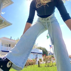 Blue jeans that come with braided tie belt